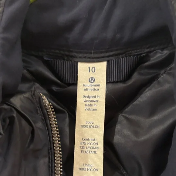 Lululemon Athletica Quilted Navy Vest - Picture 2 of 3